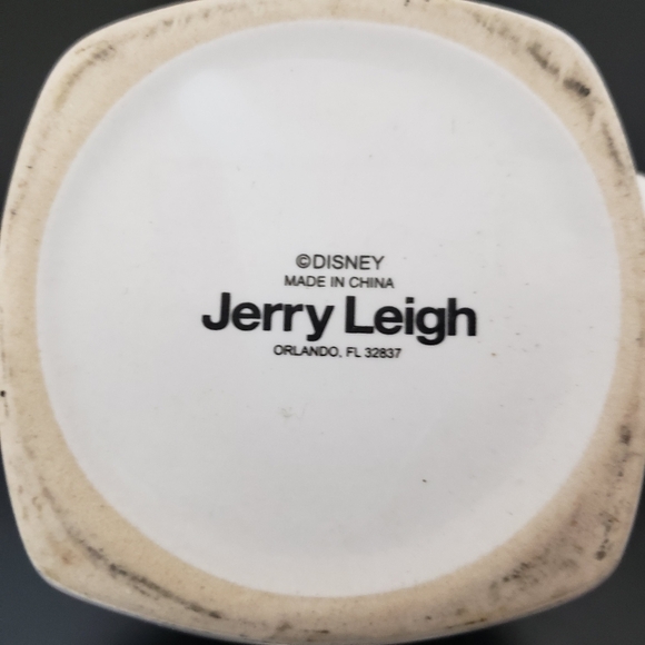 Disney Jerry Leigh Mug 12 oz ~ Minnie ~ "Shhh I'm Taking A Time Out" - Picture 6 of 6